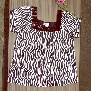 🍼 🤗SALE!Chaus Zebra Print Maternity Blouse